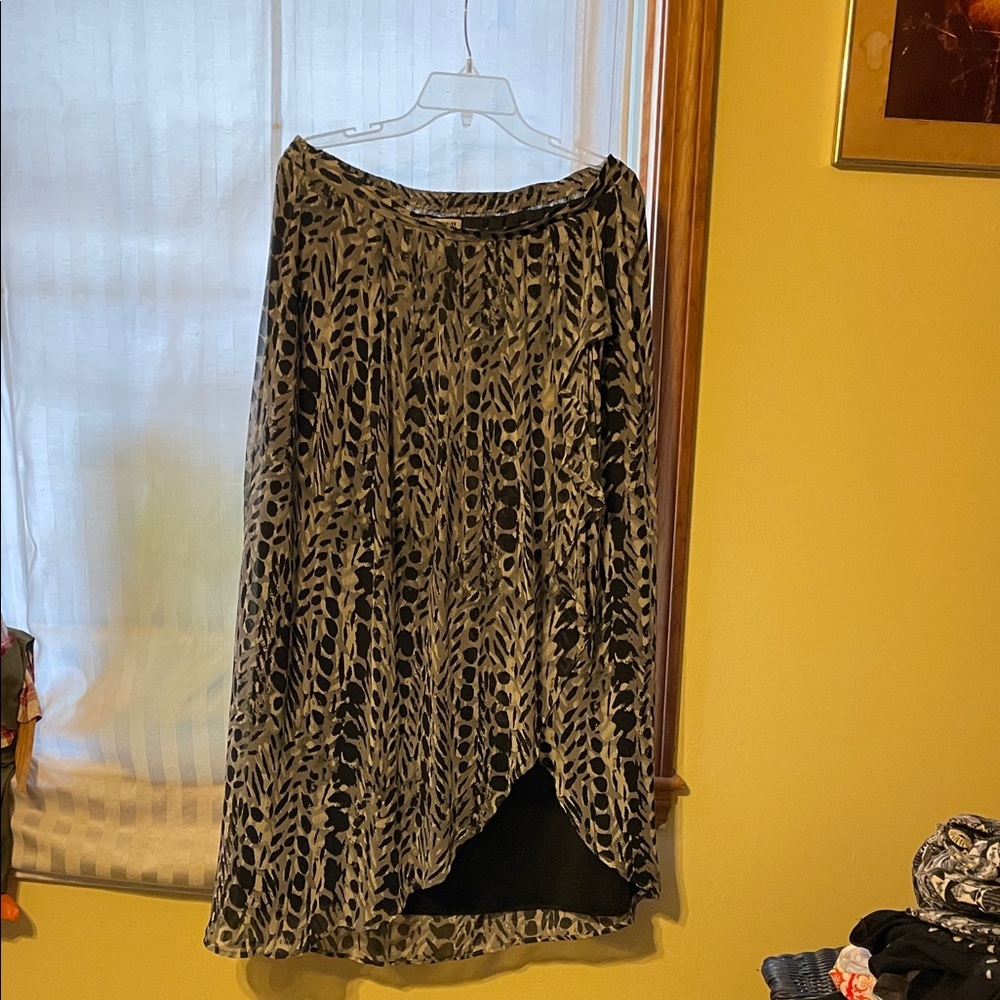 Daniel Rainn Black and Gray High-Low Skirt